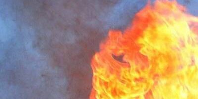 firemen-take-12-hours-to-put-out-pengerang-blaze firemen-take-12-hours-to-put-out-pengerang-blaze