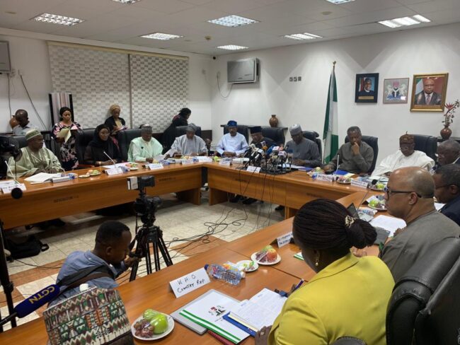 coronavirus:-nigerian-government-bans-foreign-trips-for-government-officials coronavirus:-nigerian-government-bans-foreign-trips-for-government-officials