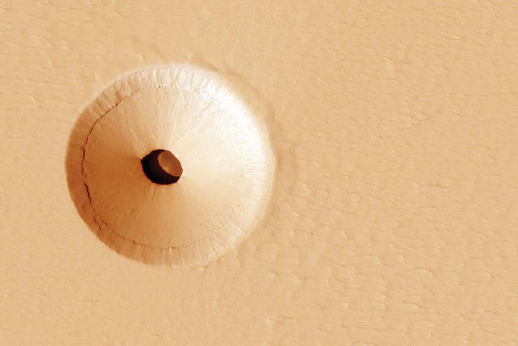 mysterious-crater-on-mars-could-be-a-good-place-to-look-for-life