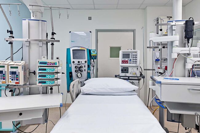 uk-has-enough-intensive-care-units-for-coronavirus,-expert-predicts uk-has-enough-intensive-care-units-for-coronavirus,-expert-predicts