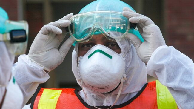 coronavirus:-panic-in-delta-as-persons-with-suspected-symptoms-flood-fmc-emergency-ward coronavirus:-panic-in-delta-as-persons-with-suspected-symptoms-flood-fmc-emergency-ward
