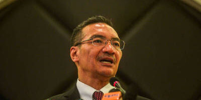 hishammuddin-thanks-uae-government-for-medical-equipment-contribution hishammuddin-thanks-uae-government-for-medical-equipment-contribution