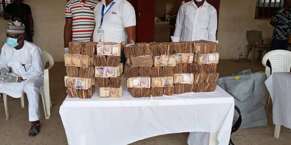 nigerian-government-begins-distribution-of-n20,000-relief-fund-to-vulnerable-households nigerian-government-begins-distribution-of-n20,000-relief-fund-to-vulnerable-households