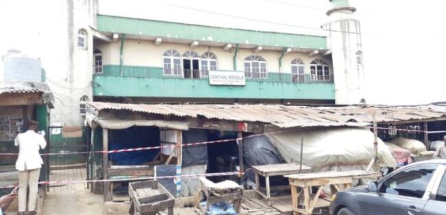 lagos-government-seals-agege-central-mosque-over-violation-of-ban-on-public-gathering lagos-government-seals-agege-central-mosque-over-violation-of-ban-on-public-gathering