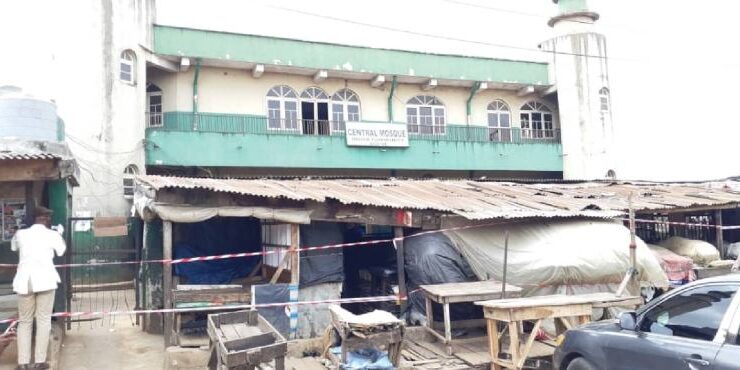 lagos-government-seals-agege-central-mosque-over-violation-of-ban-on-public-gathering lagos-government-seals-agege-central-mosque-over-violation-of-ban-on-public-gathering