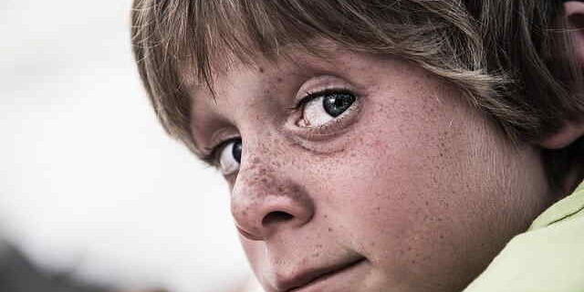 little-boy-1327190_640 girl boy adolescent youth